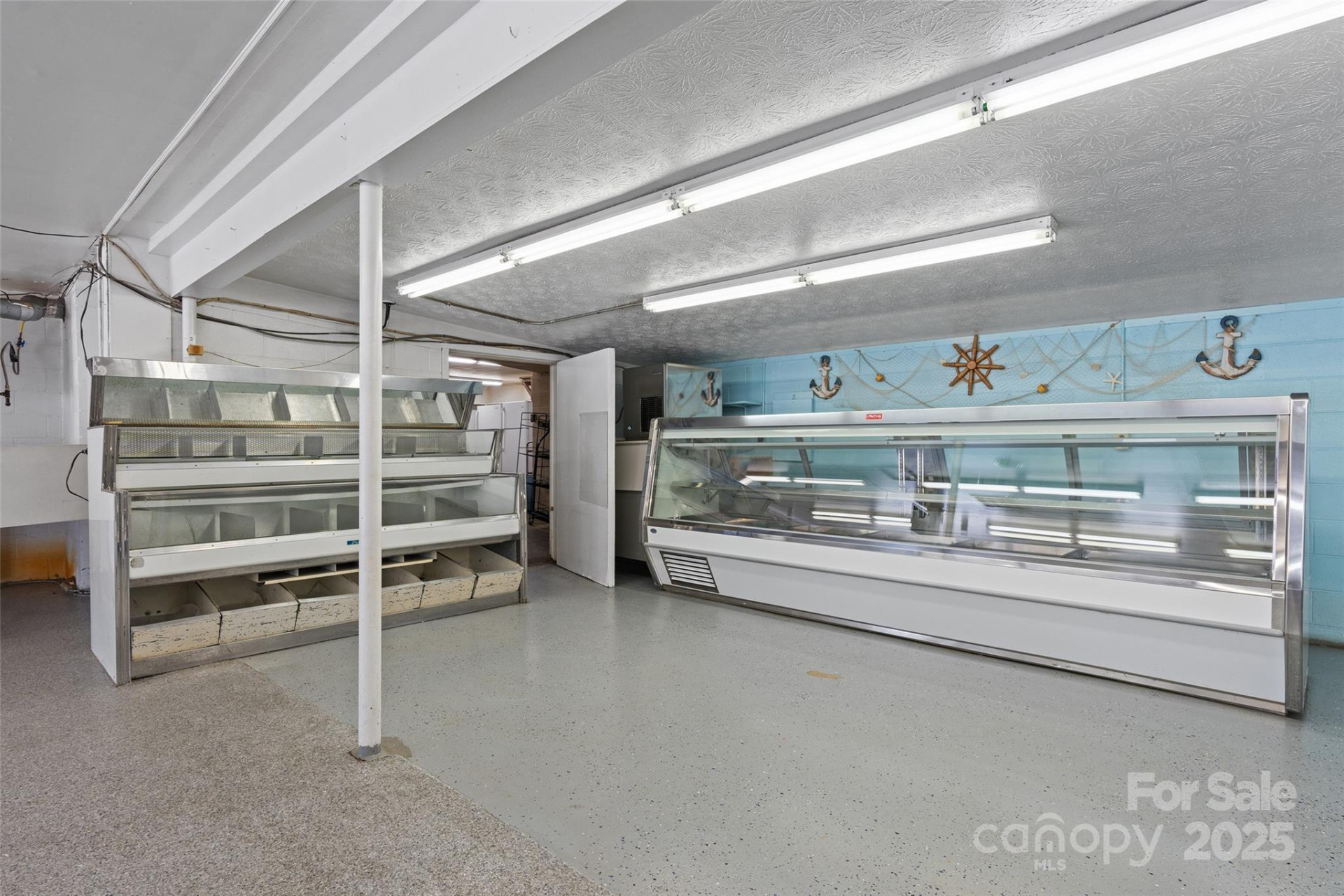 8275 Carolina Boulevard - Photo 21