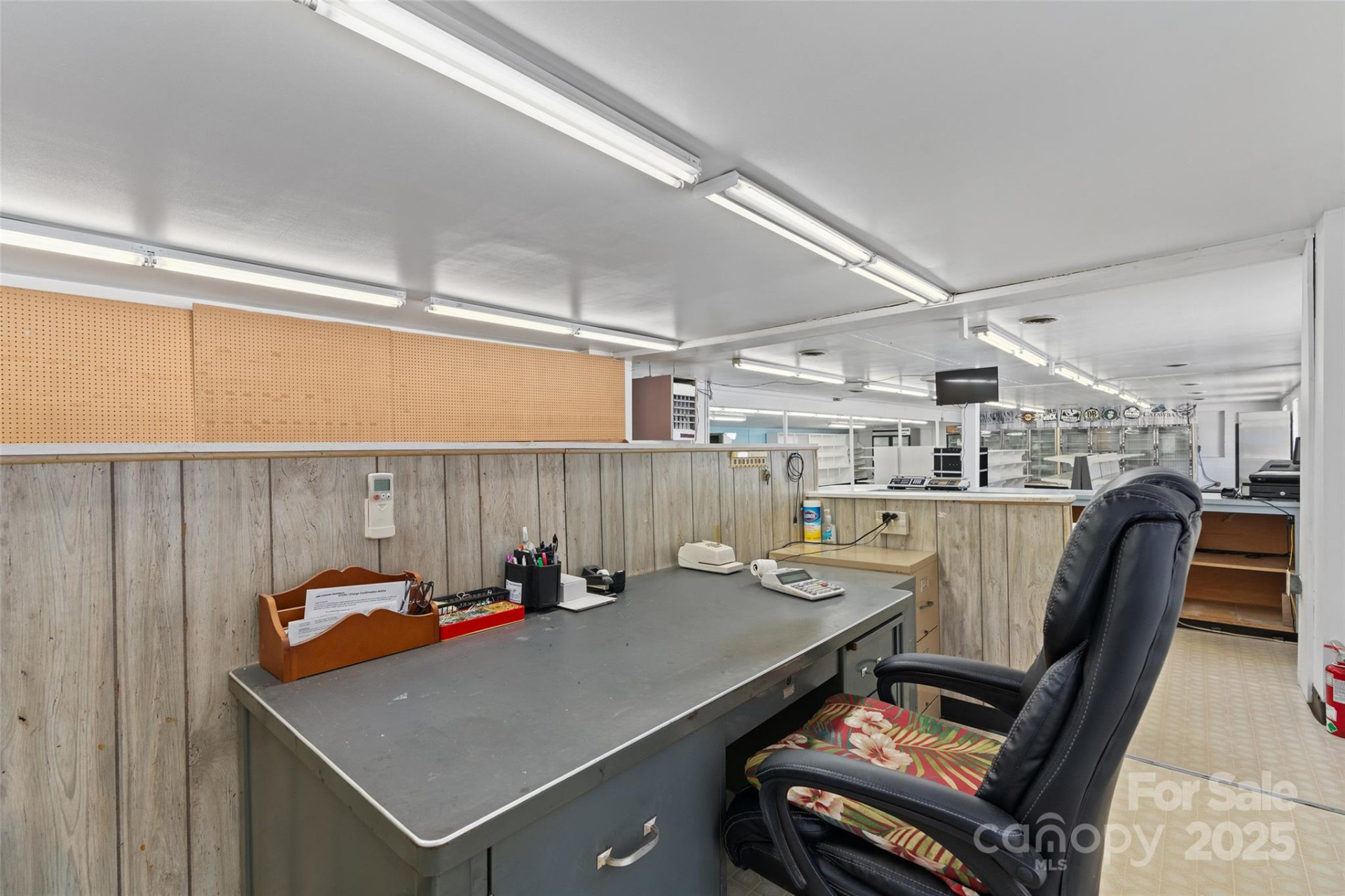 8275 Carolina Boulevard - Photo 23