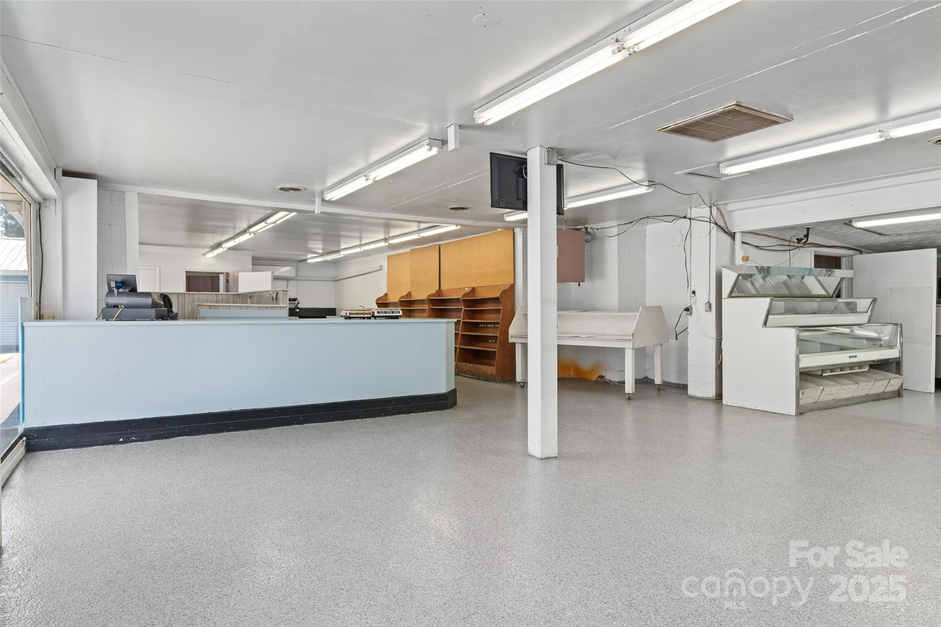 8275 Carolina Boulevard - Photo 32