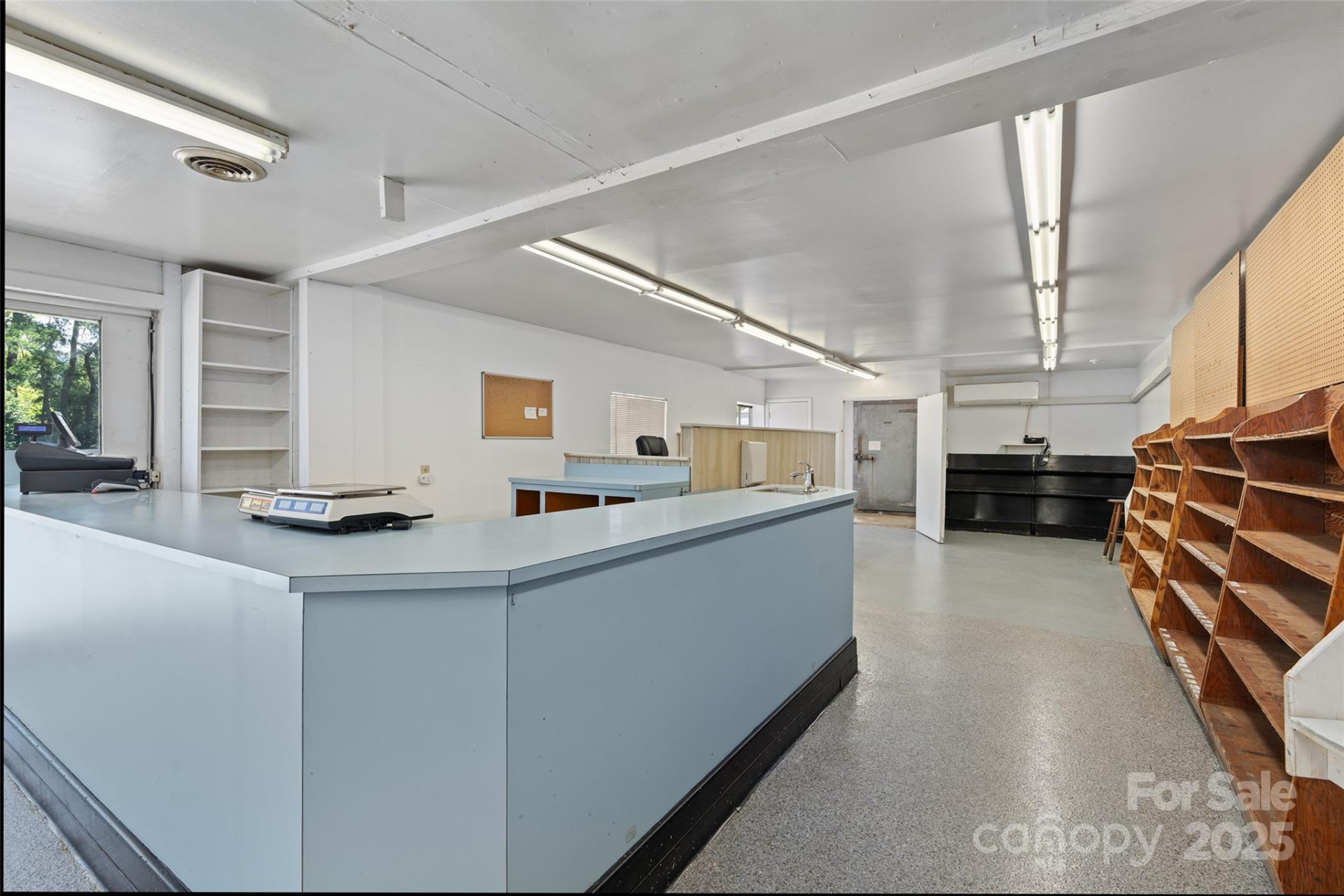 8275 Carolina Boulevard - Photo 33