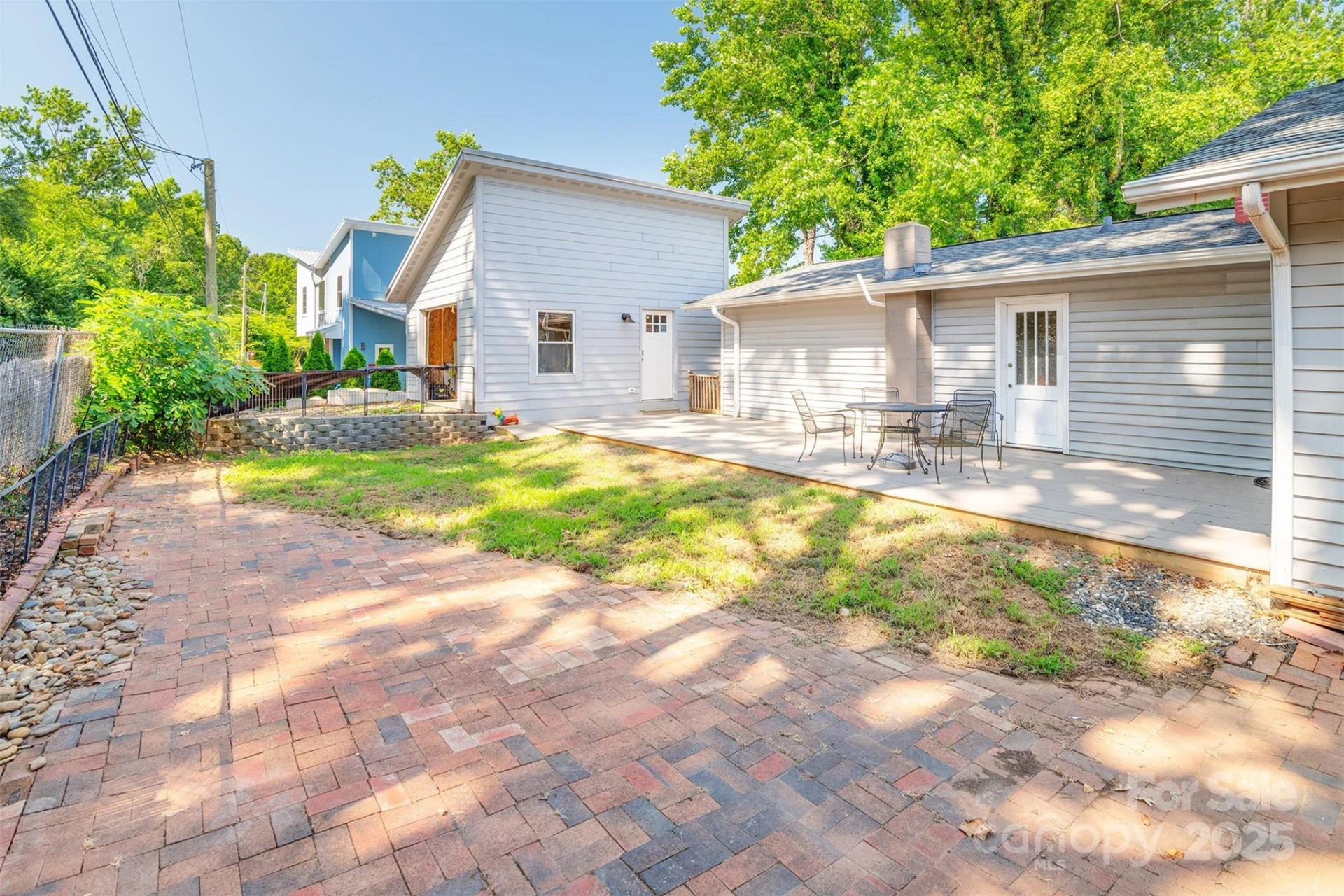 34 Vandalia Avenue - Photo 35