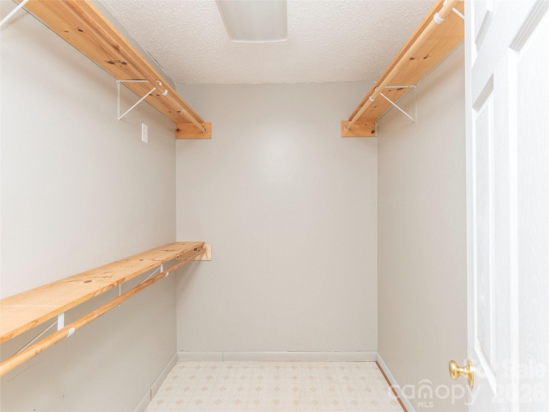 20 Spring Drive - Photo 6