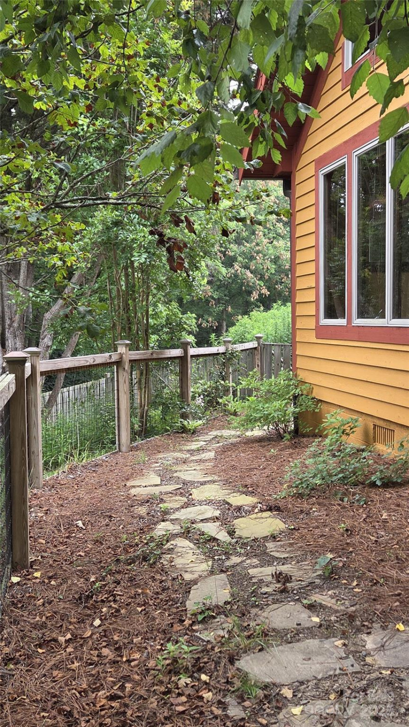 15 Mountain Tea Lane - Photo 32