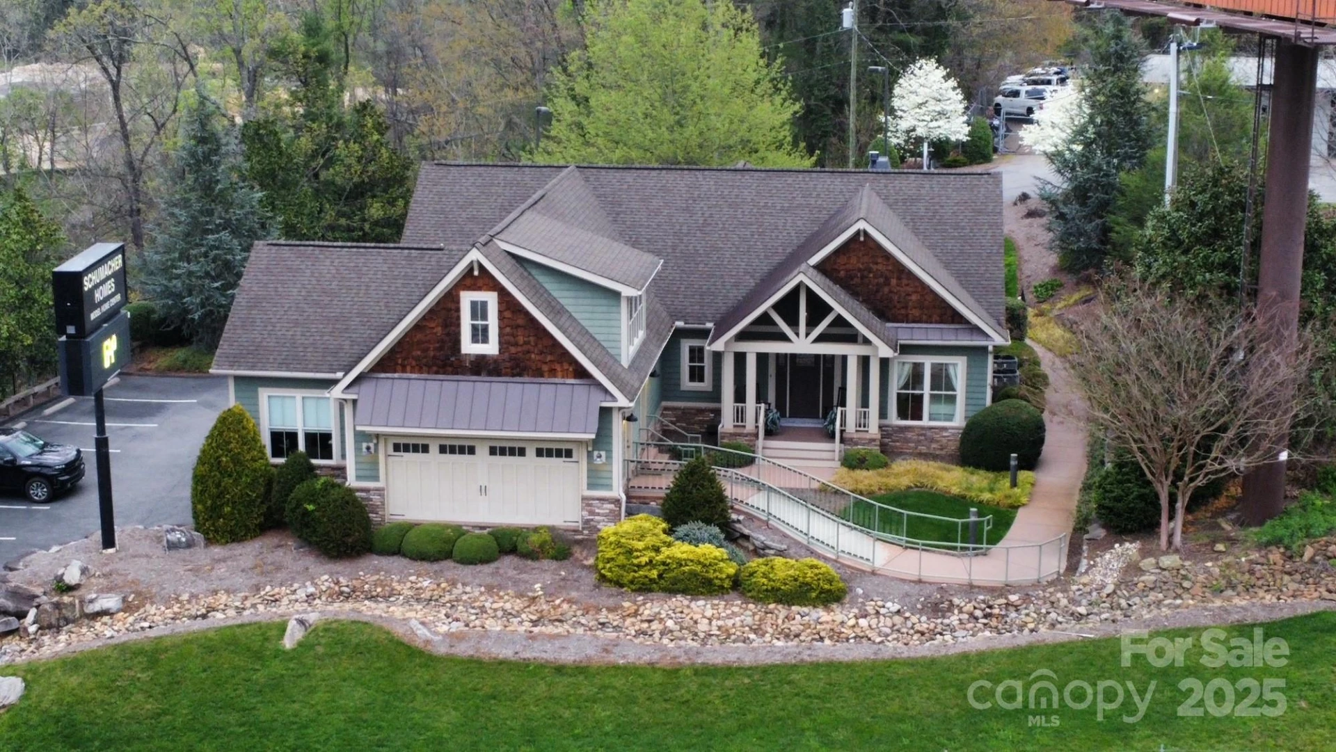 798 Dogwood Road - Photo 2