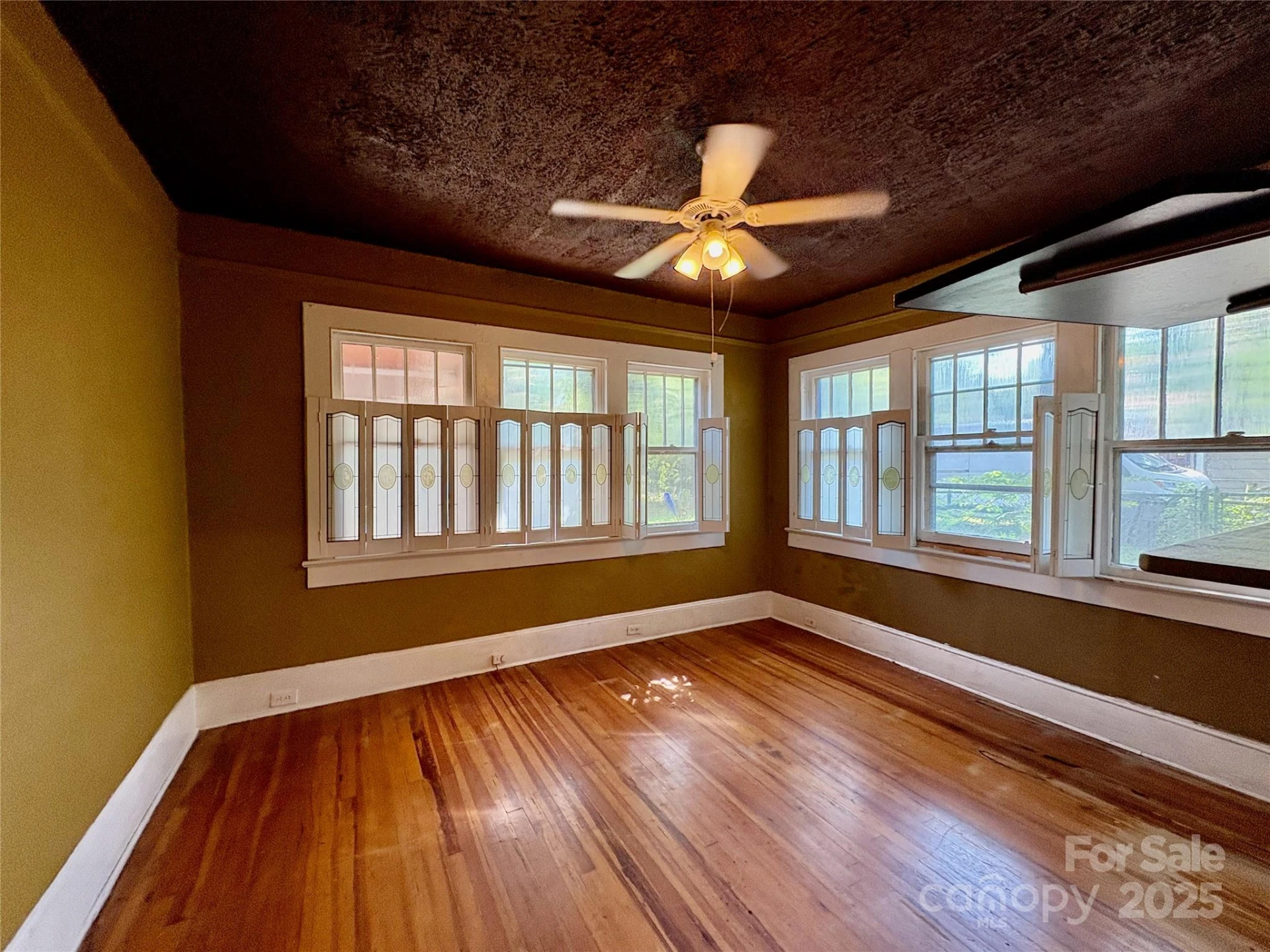 40 Brownwood Avenue - Photo 15