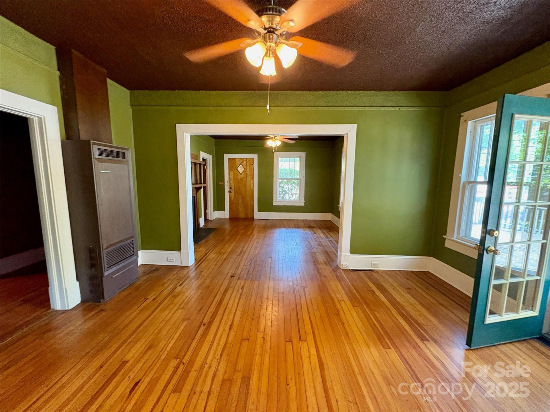 40 Brownwood Avenue - Photo 4