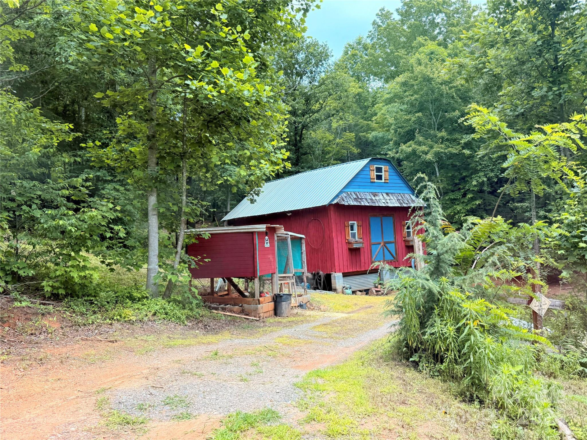 1318 Laughter Road - Photo 4