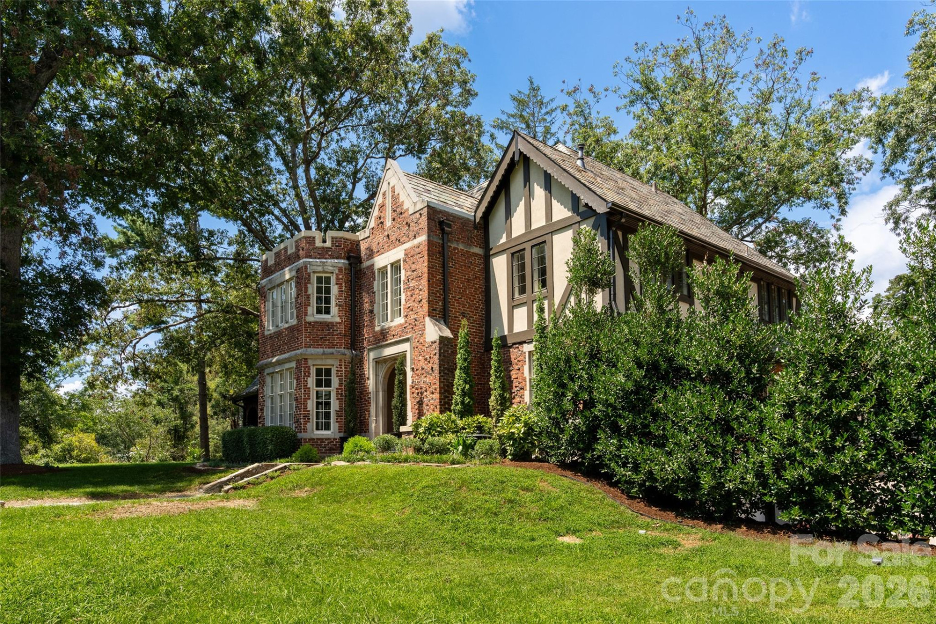 72 Windsor Road - Photo 2