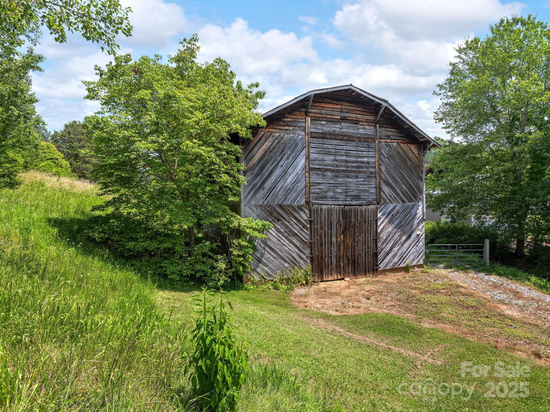821 Crooked Creek Road - Photo 2