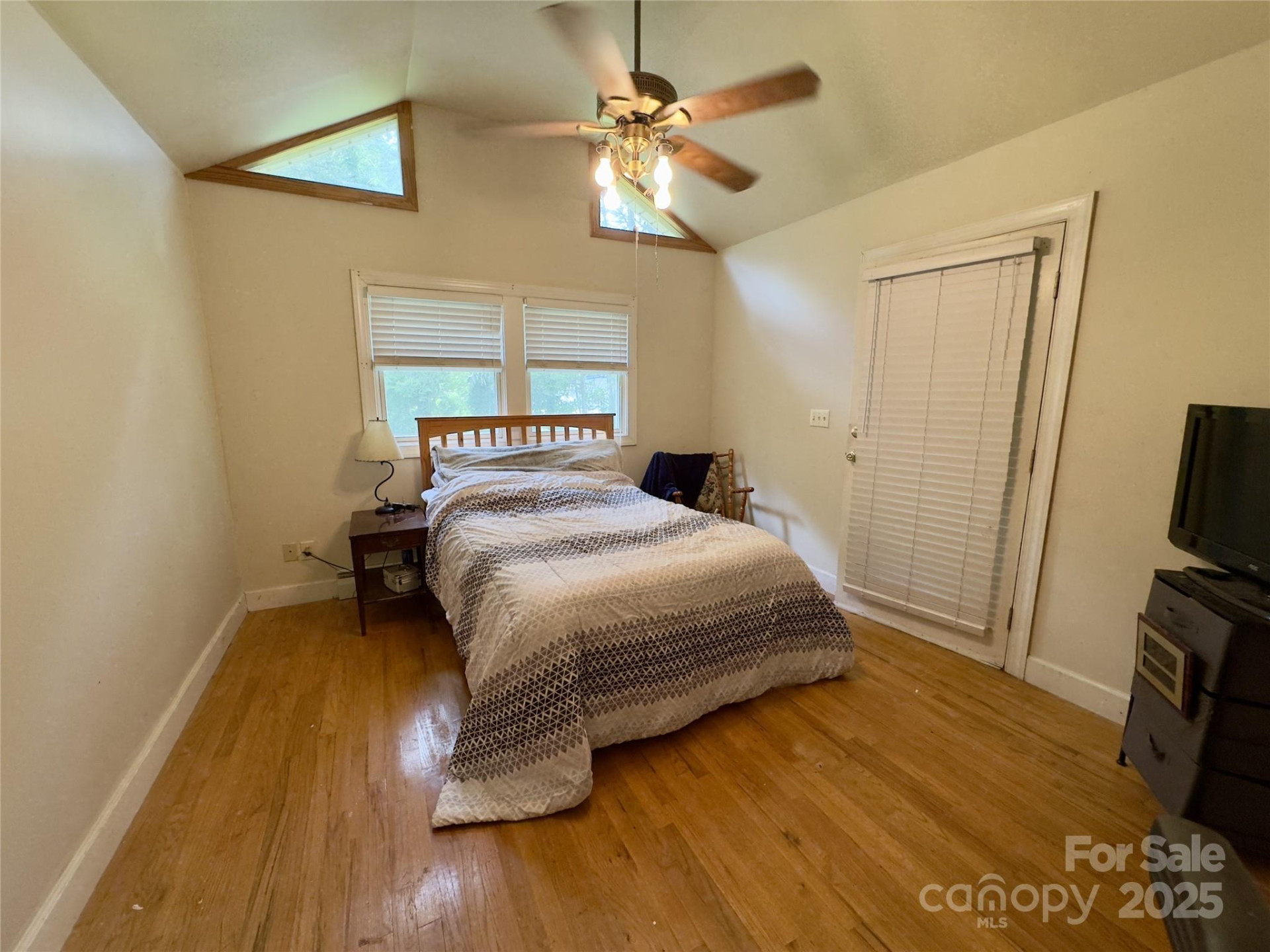 169 Montview Circle - Photo 7