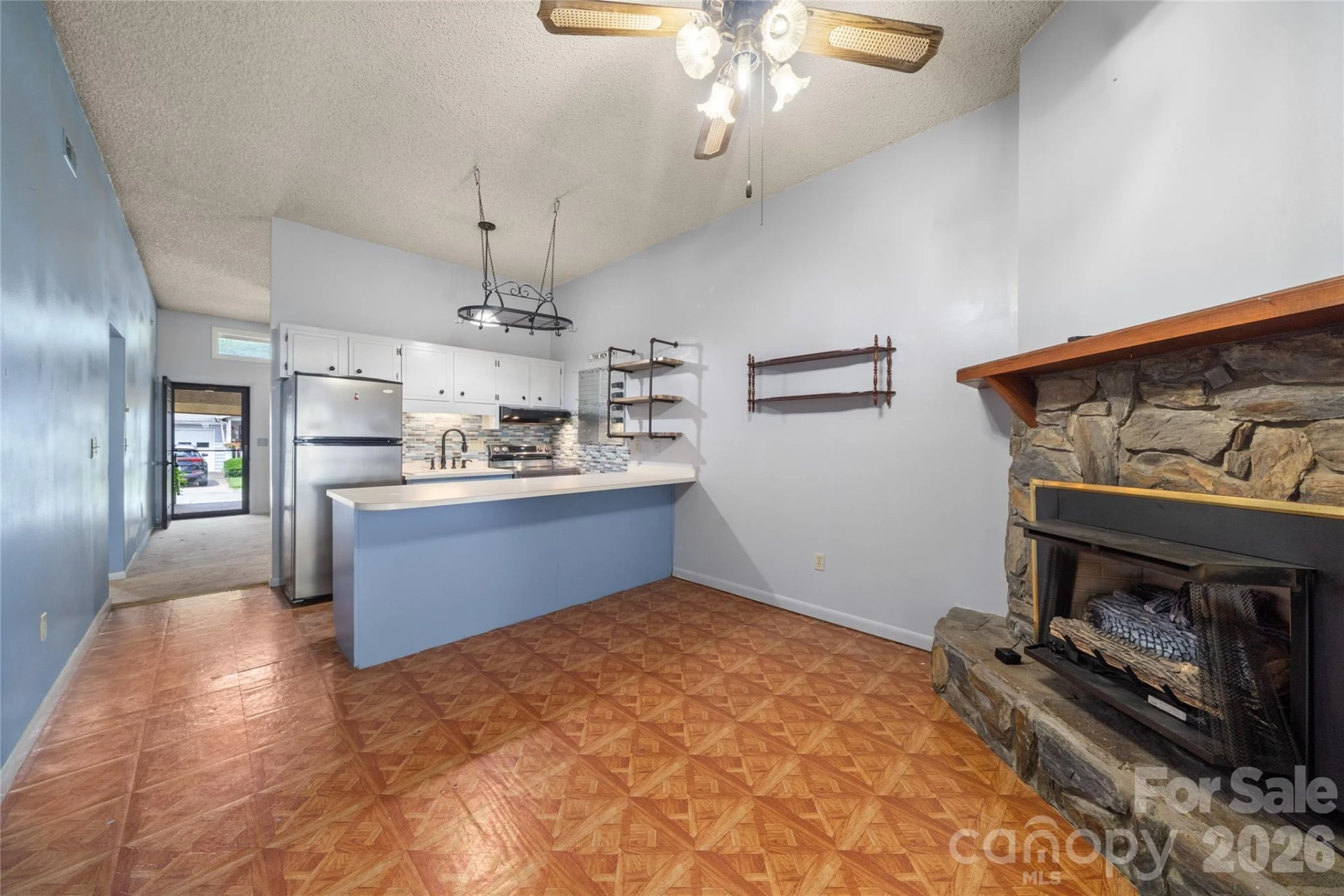 94 Market Street - Photo 4
