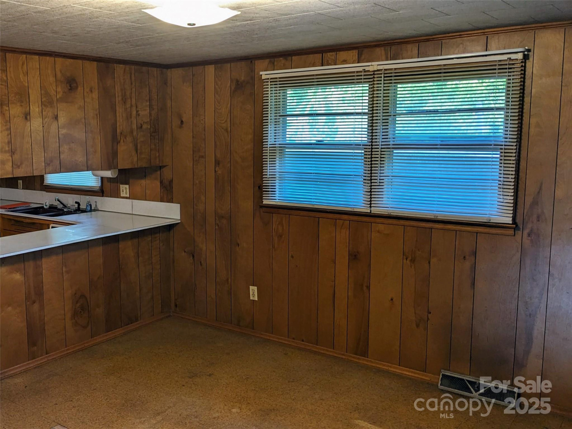 188 Debby Lane - Photo 11