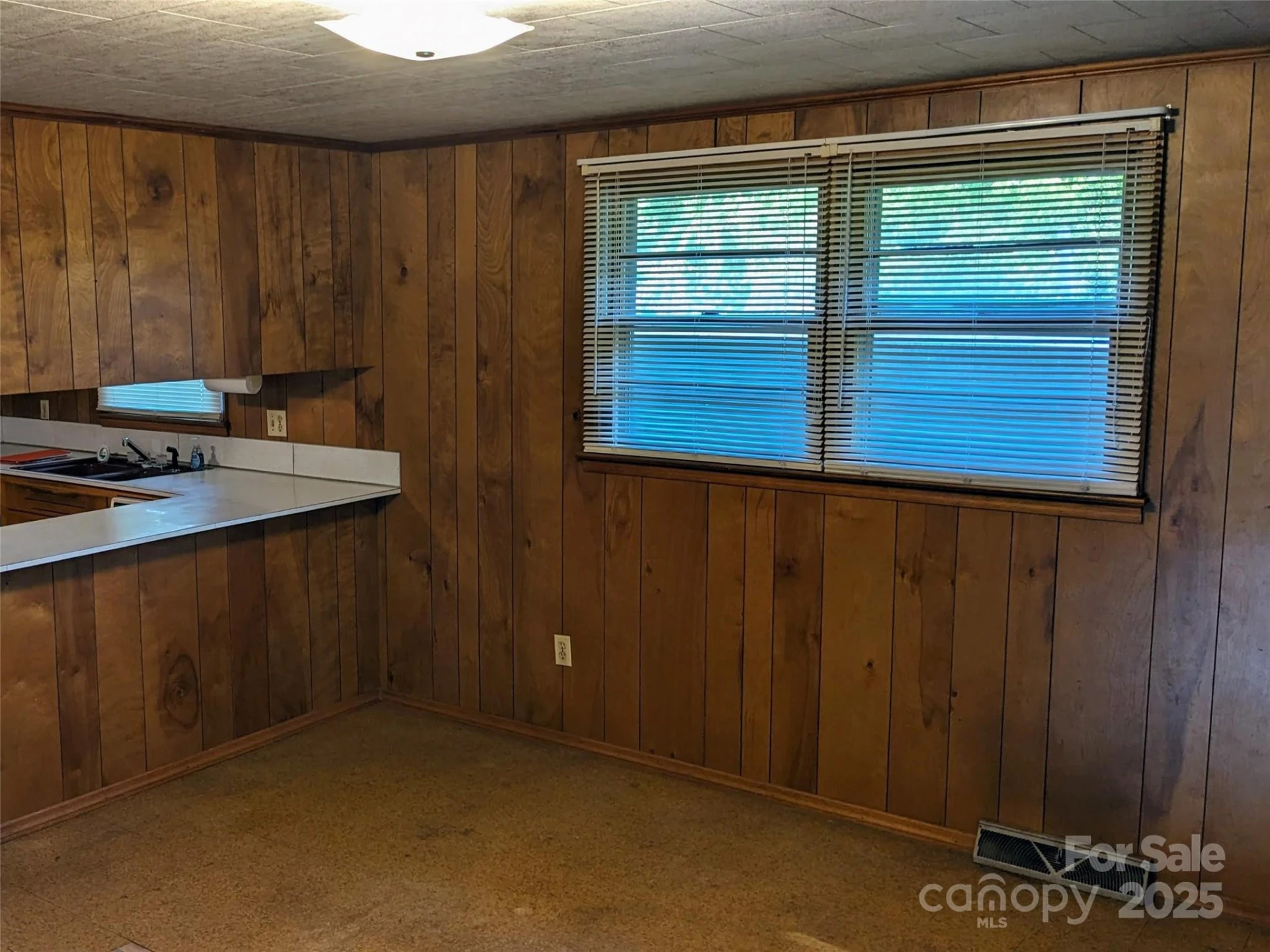 188 Debby Lane - Photo 11
