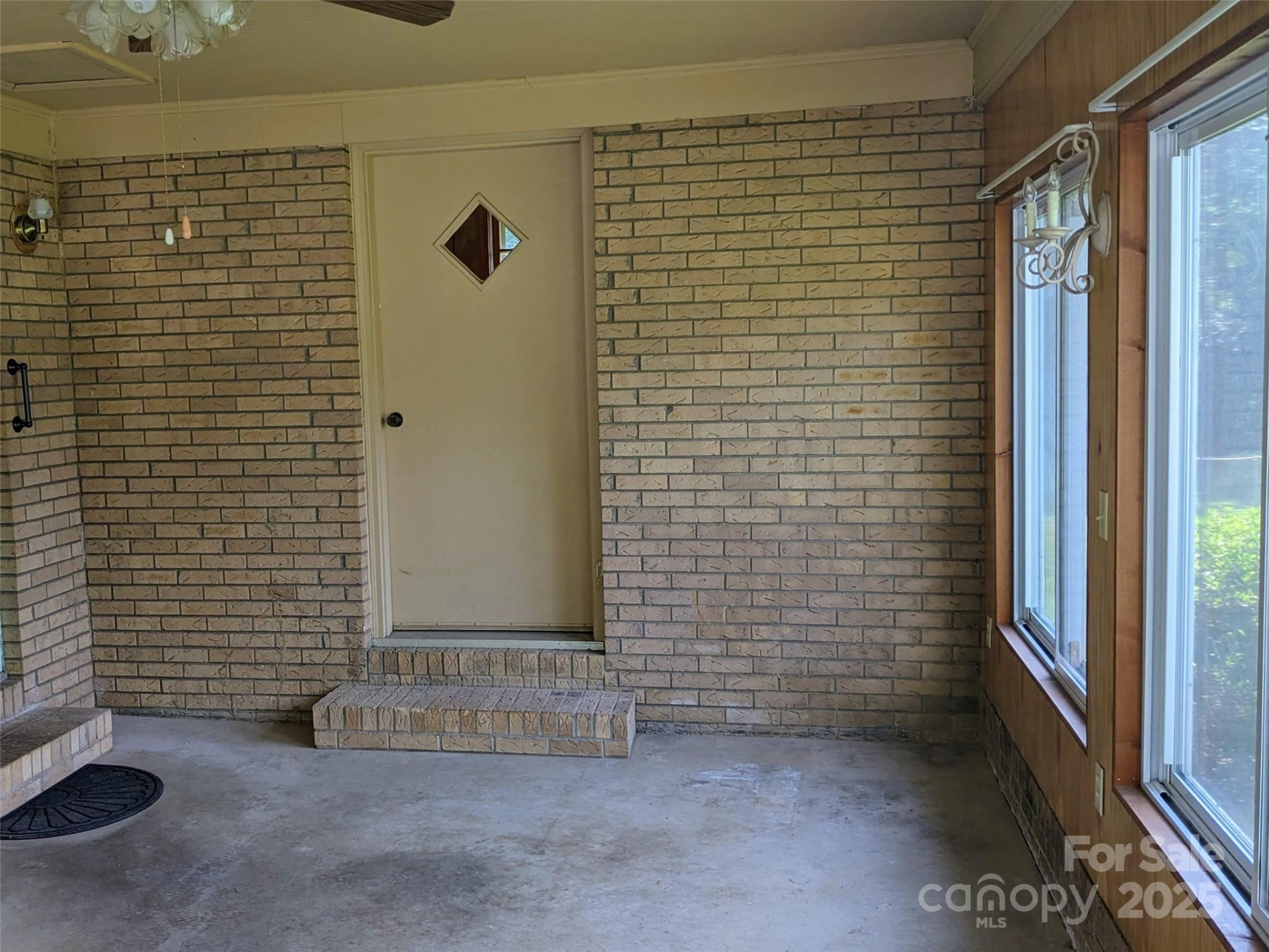 188 Debby Lane - Photo 6