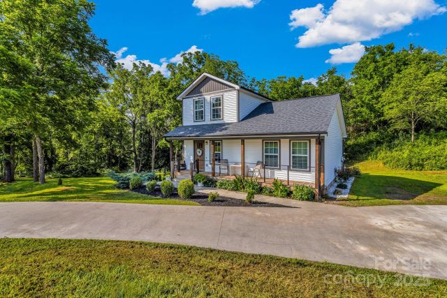 1024 Bear Creek Road