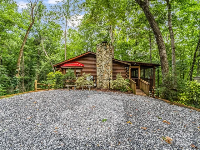 116 Chalet Road
