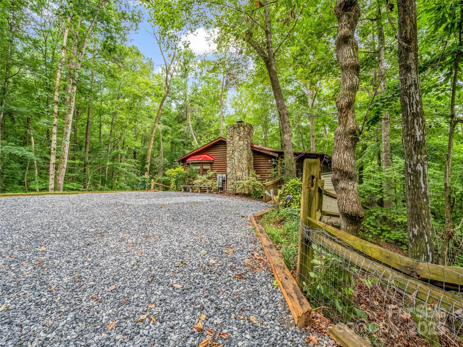 116 Chalet Road - Photo 2