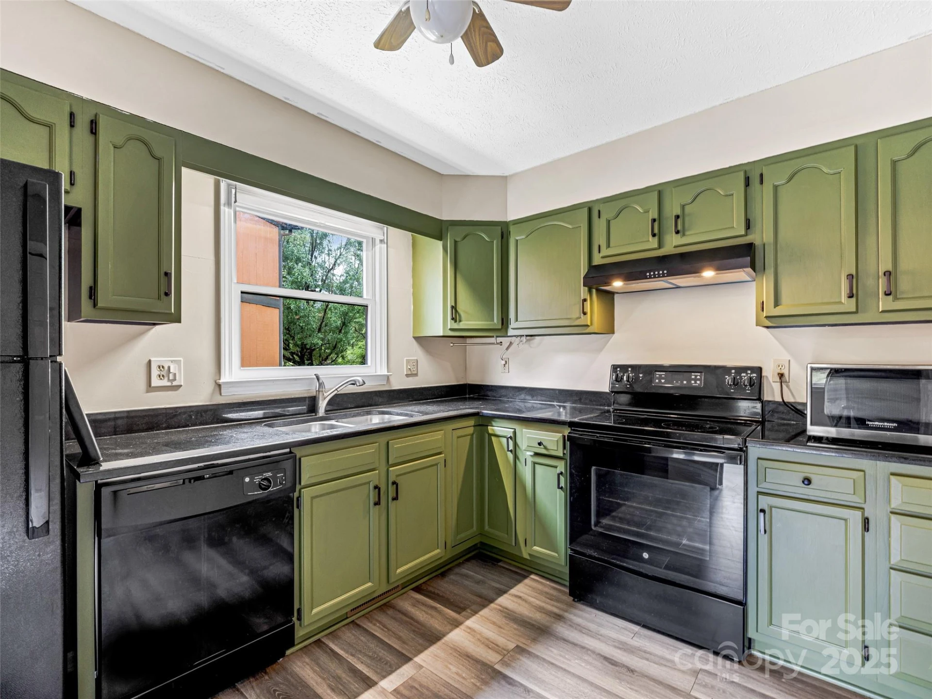 1745 Haywood Manor Road #A - Photo 14