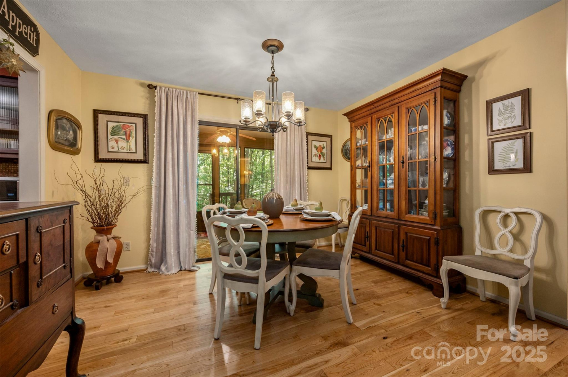 144 Beechwood Drive - Photo 9