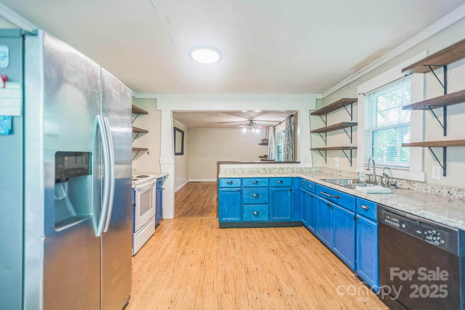 379 Louisiana Avenue - Photo 8