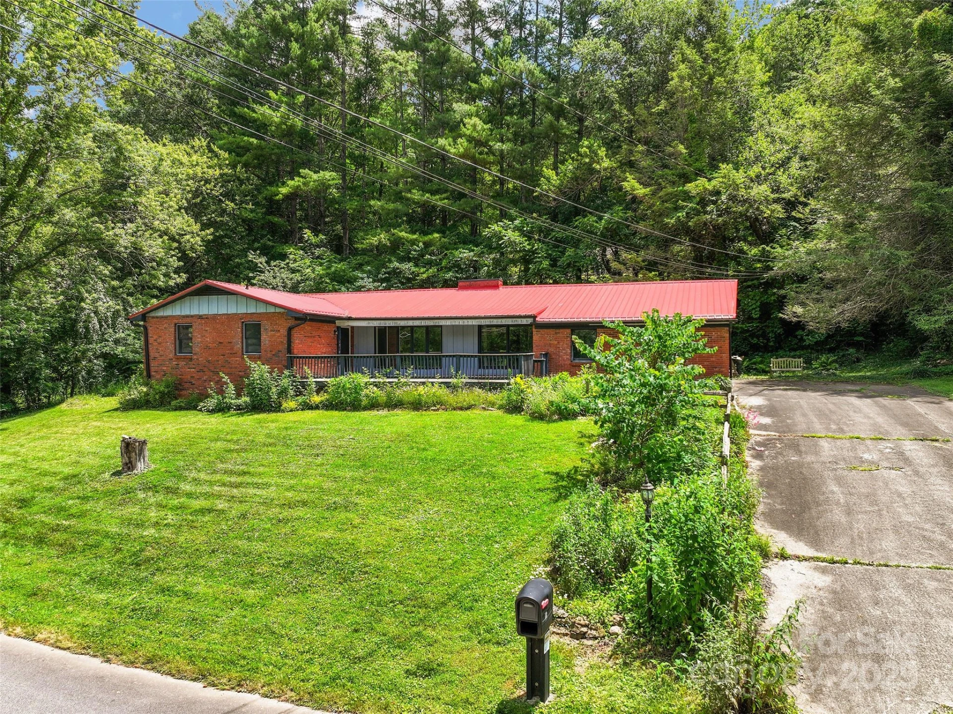 71 Auburn Park Drive - Photo 2