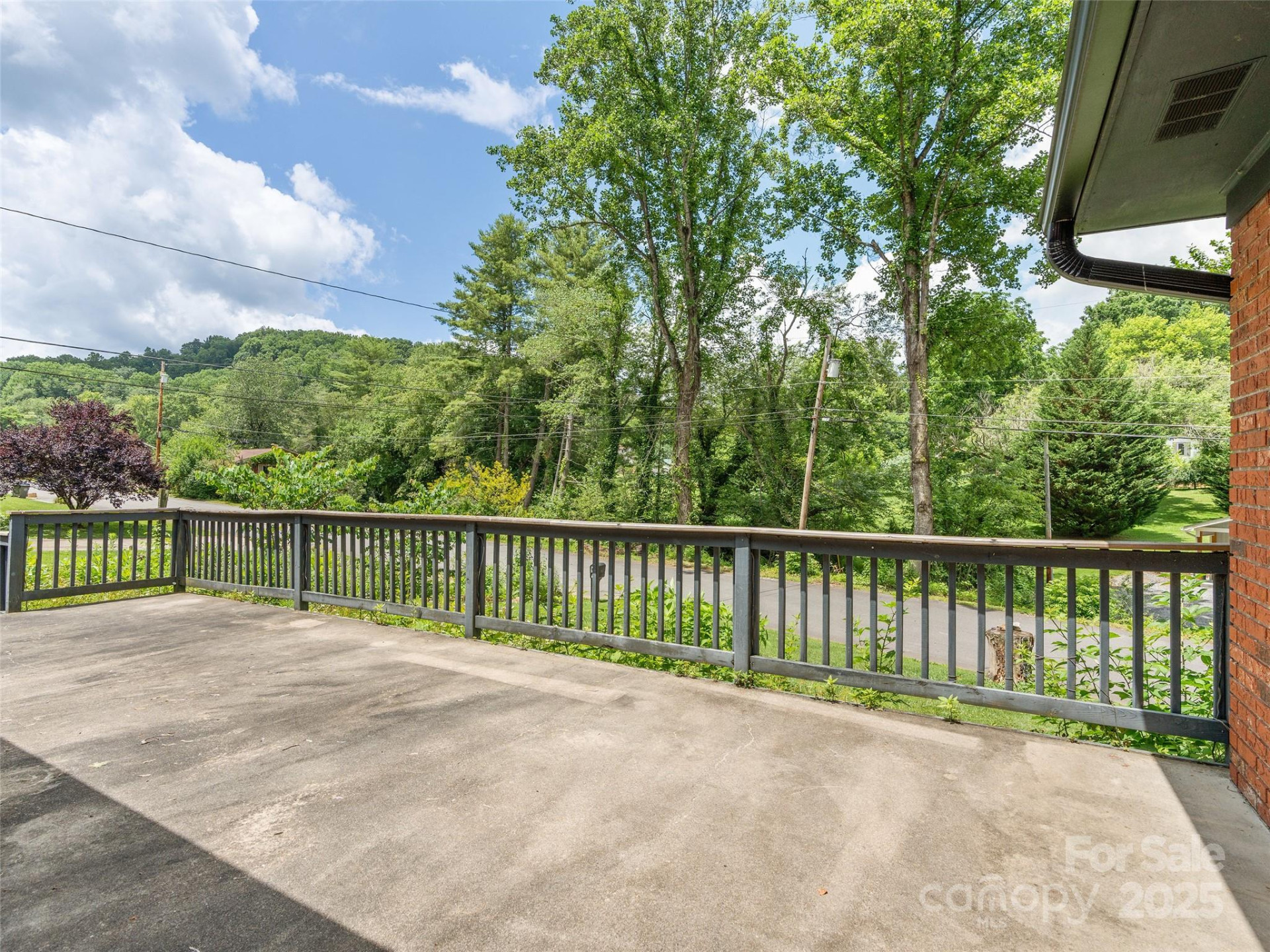 71 Auburn Park Drive - Photo 5
