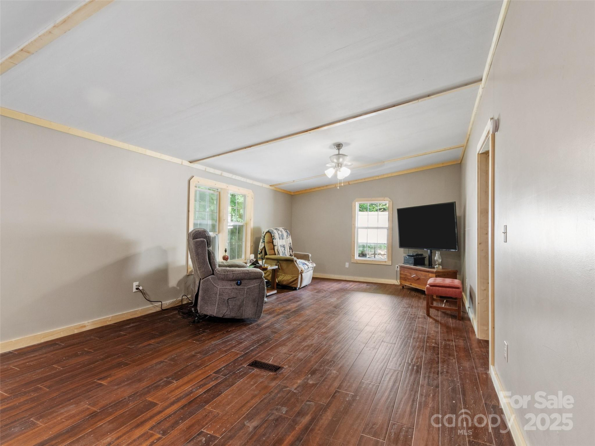 351 Swiss Loop - Photo 11