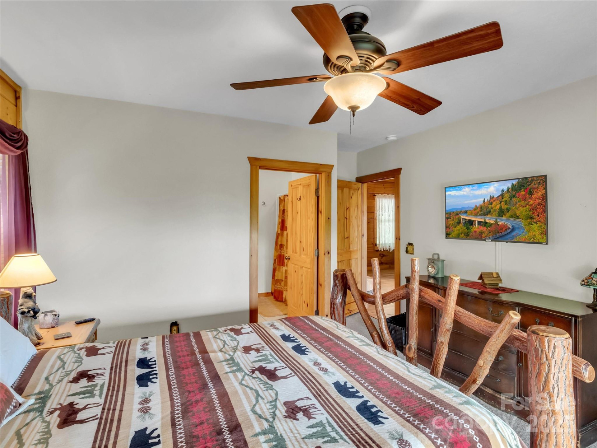 1064 Point Of View Drive - Photo 15