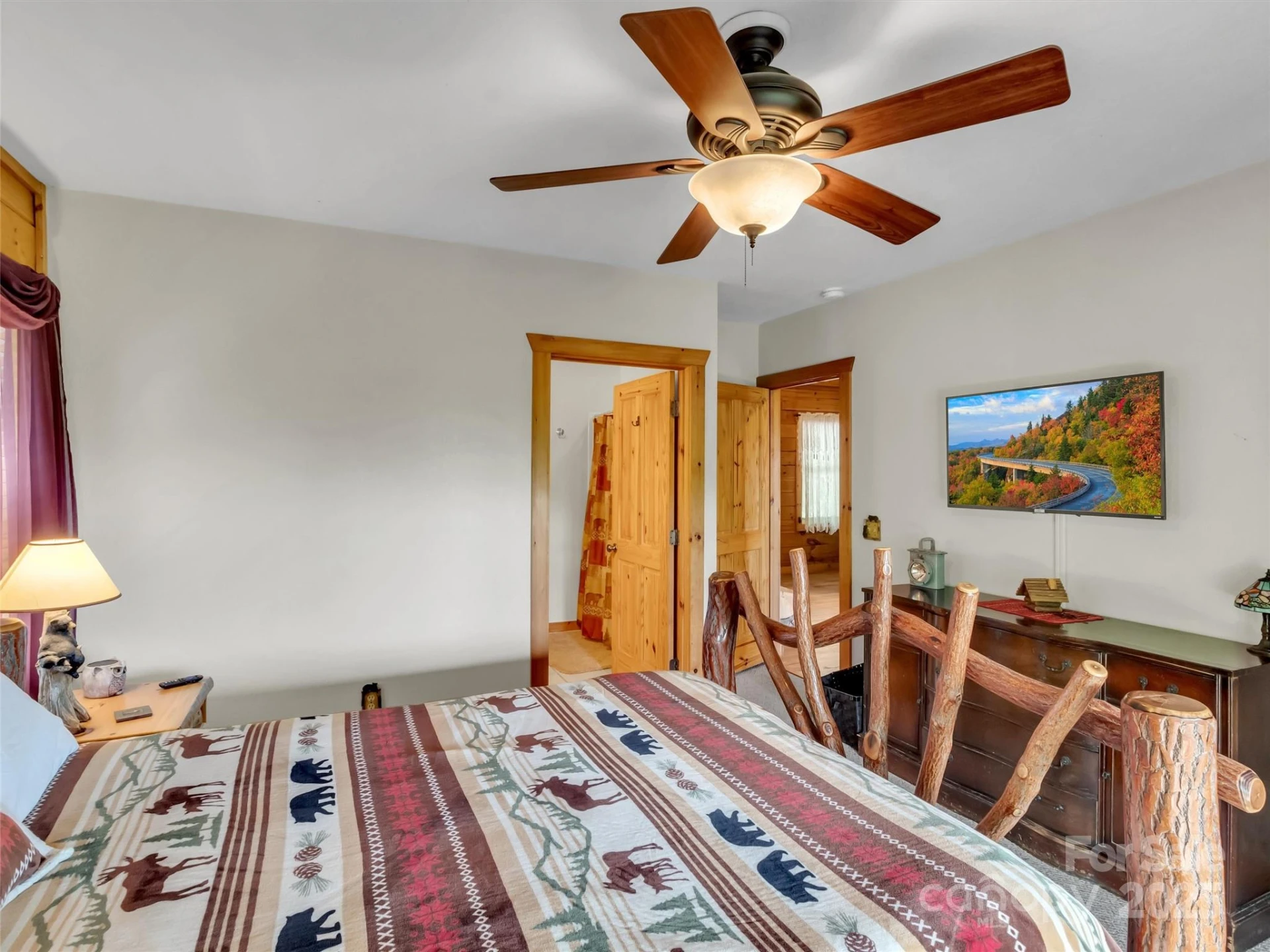 1064 Point Of View Drive - Photo 15