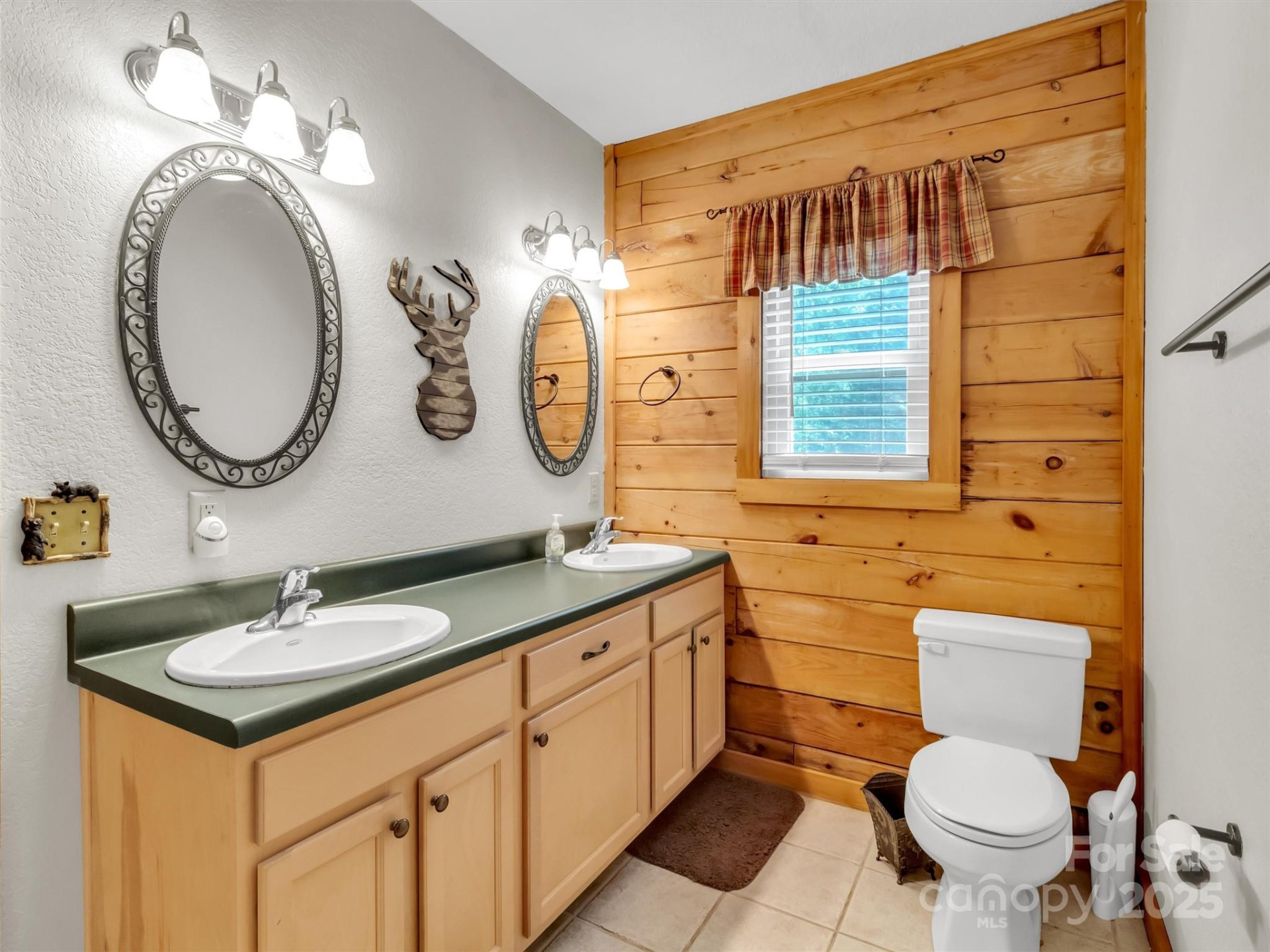 1064 Point Of View Drive - Photo 17