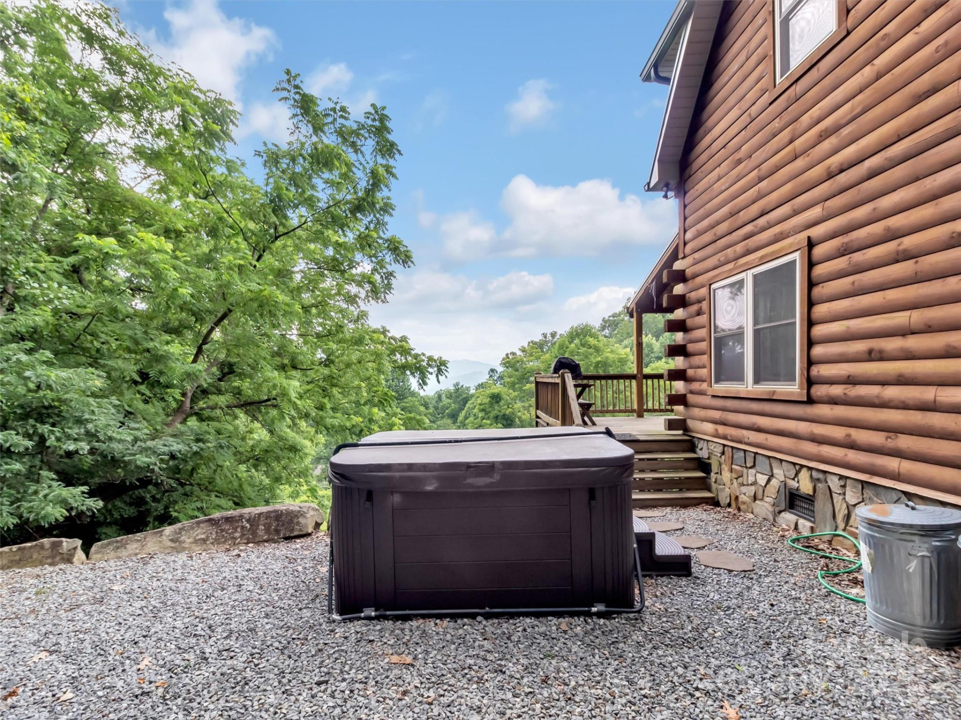 1064 Point Of View Drive - Photo 37