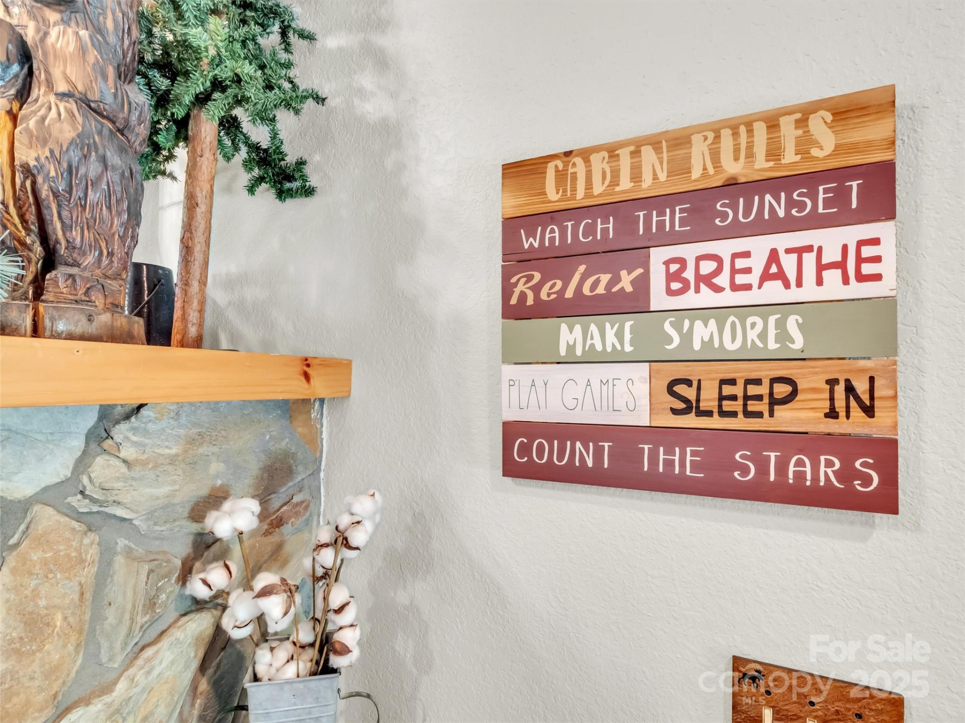 1064 Point Of View Drive - Photo 7