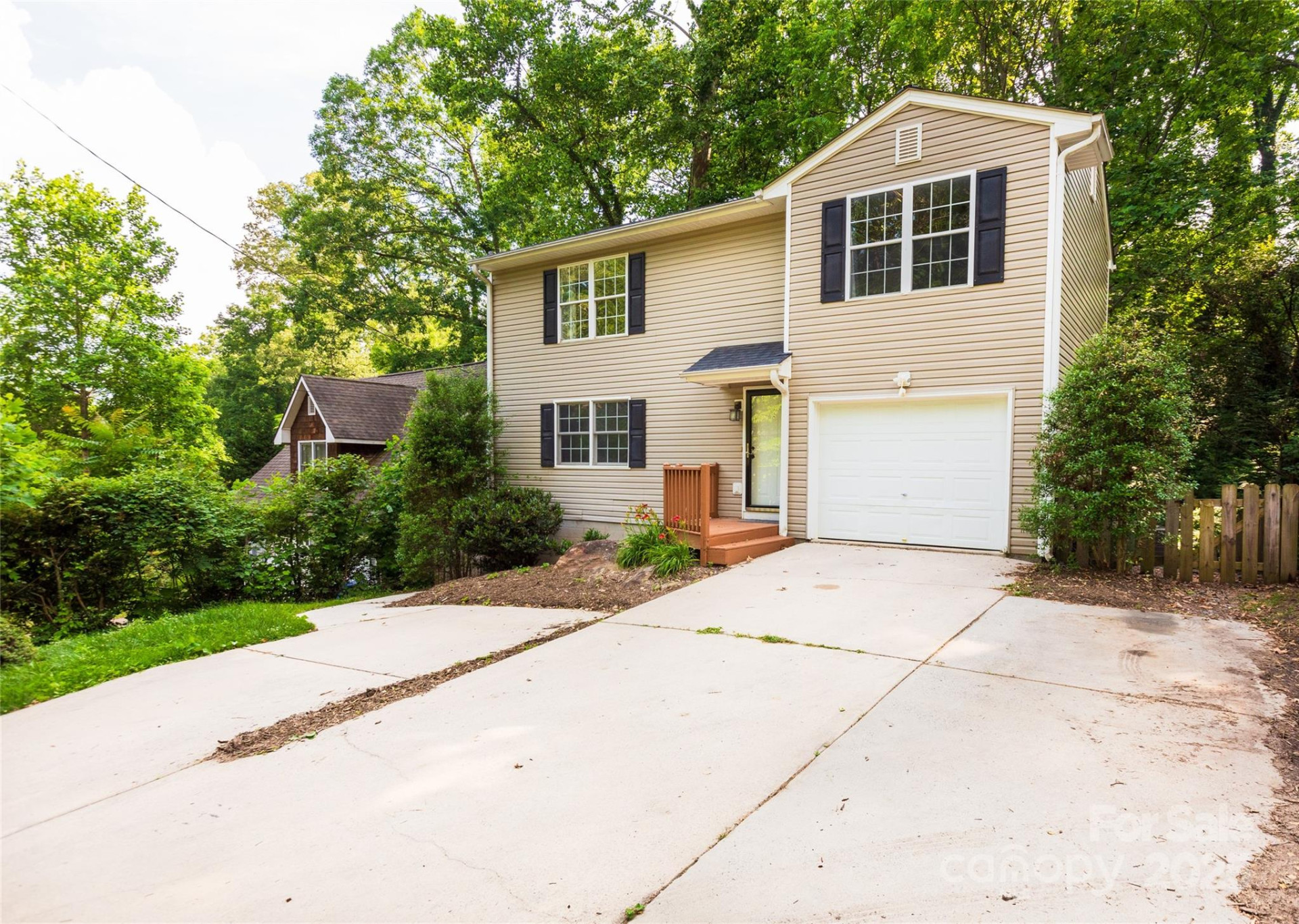 13 Castle Street #A and B - Photo 2