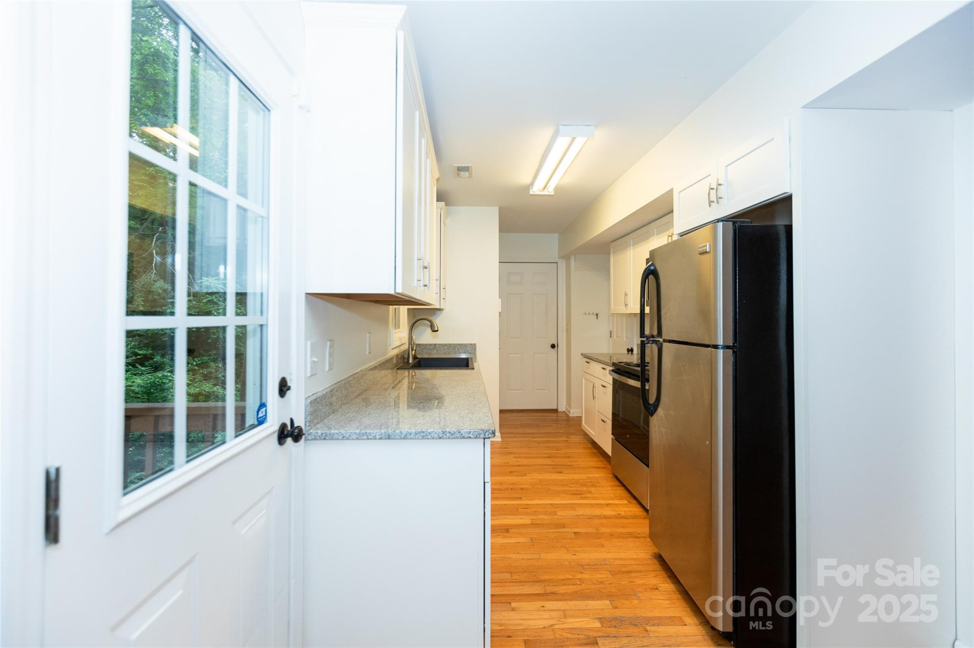 13 Castle Street #A and B - Photo 14