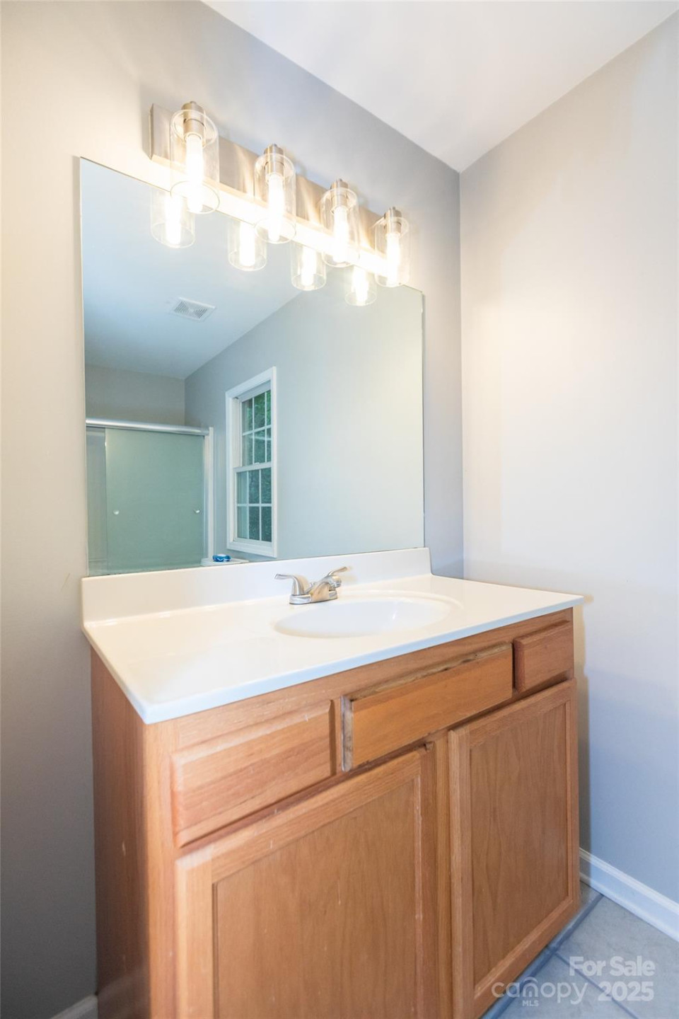 13 Castle Street #A and B - Photo 20