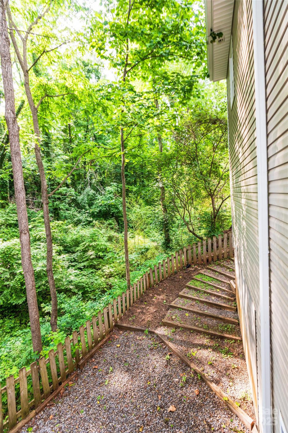 13 Castle Street #A and B - Photo 7