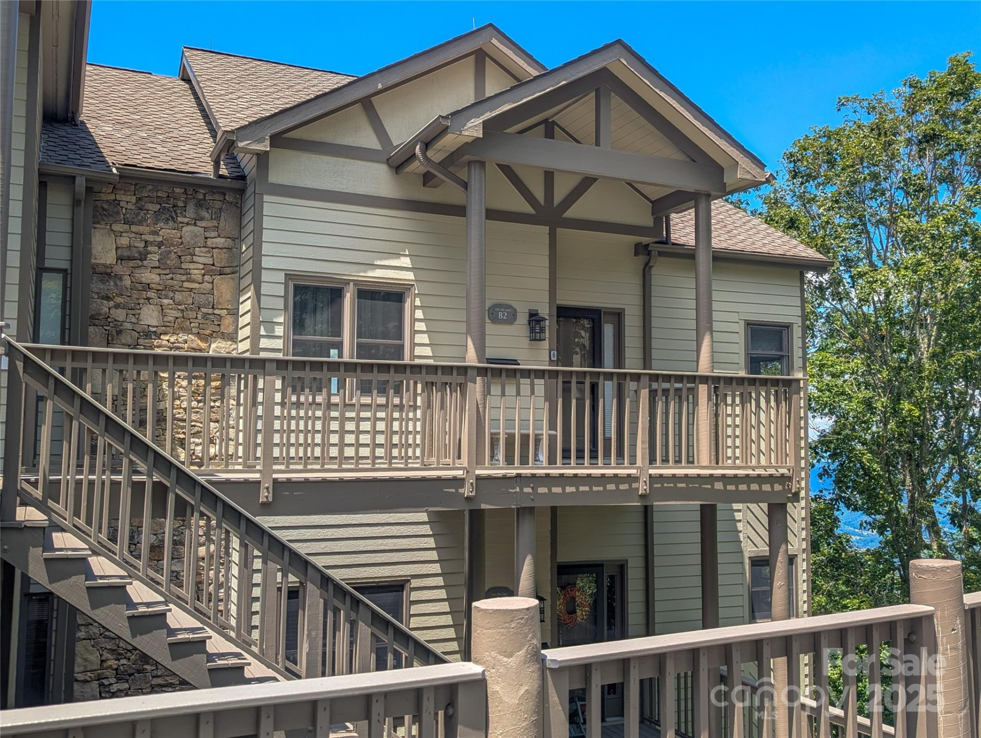 30 Club Villa Court #B2 - Photo 3