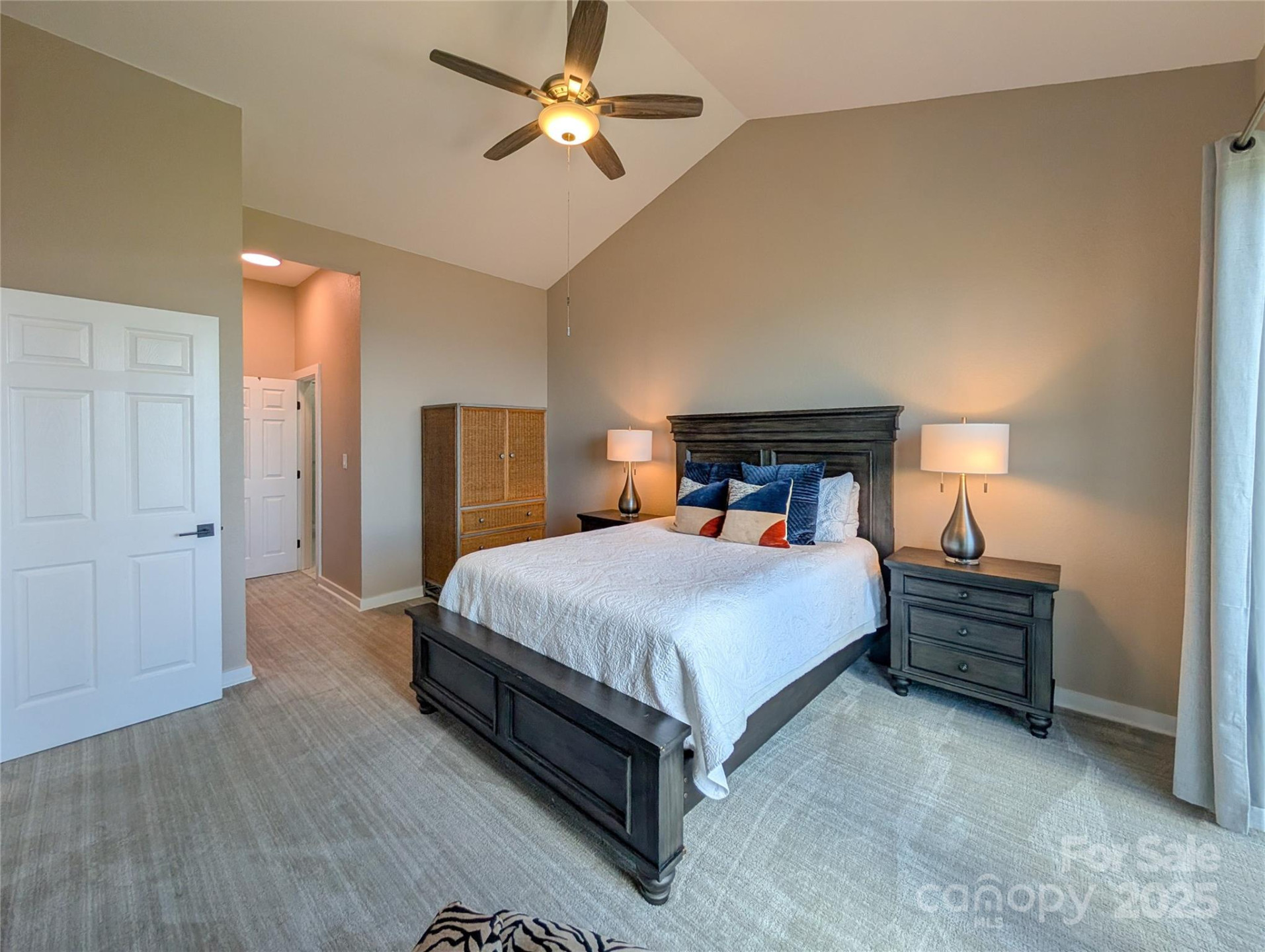 30 Club Villa Court #B2 - Photo 35