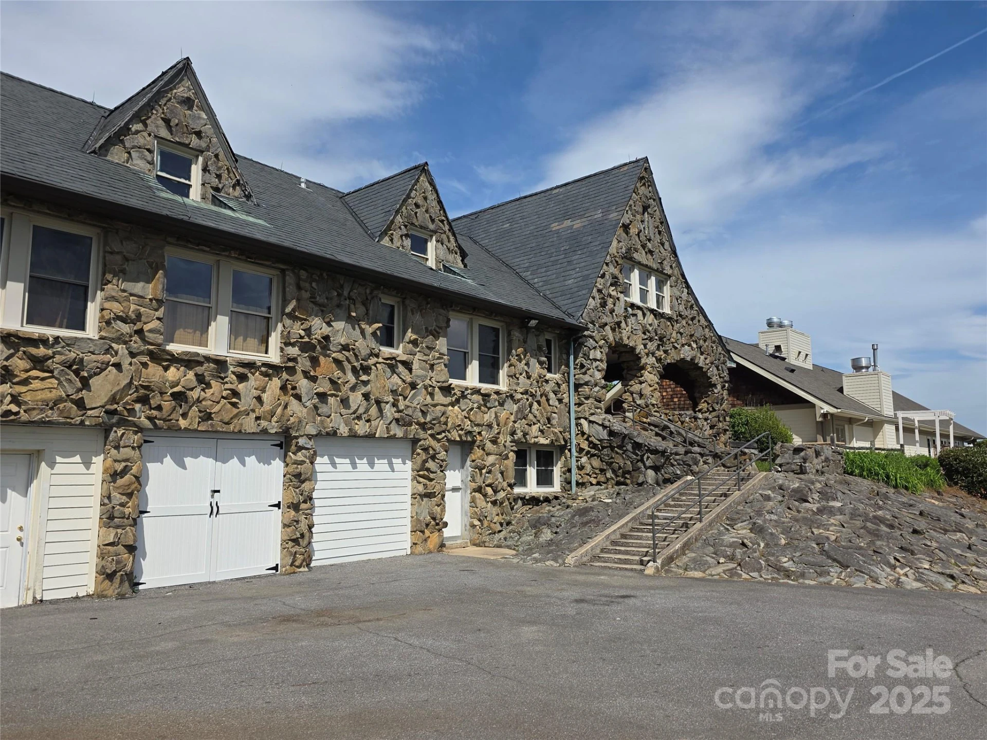 800610 Ivy Road #217 - Photo 12