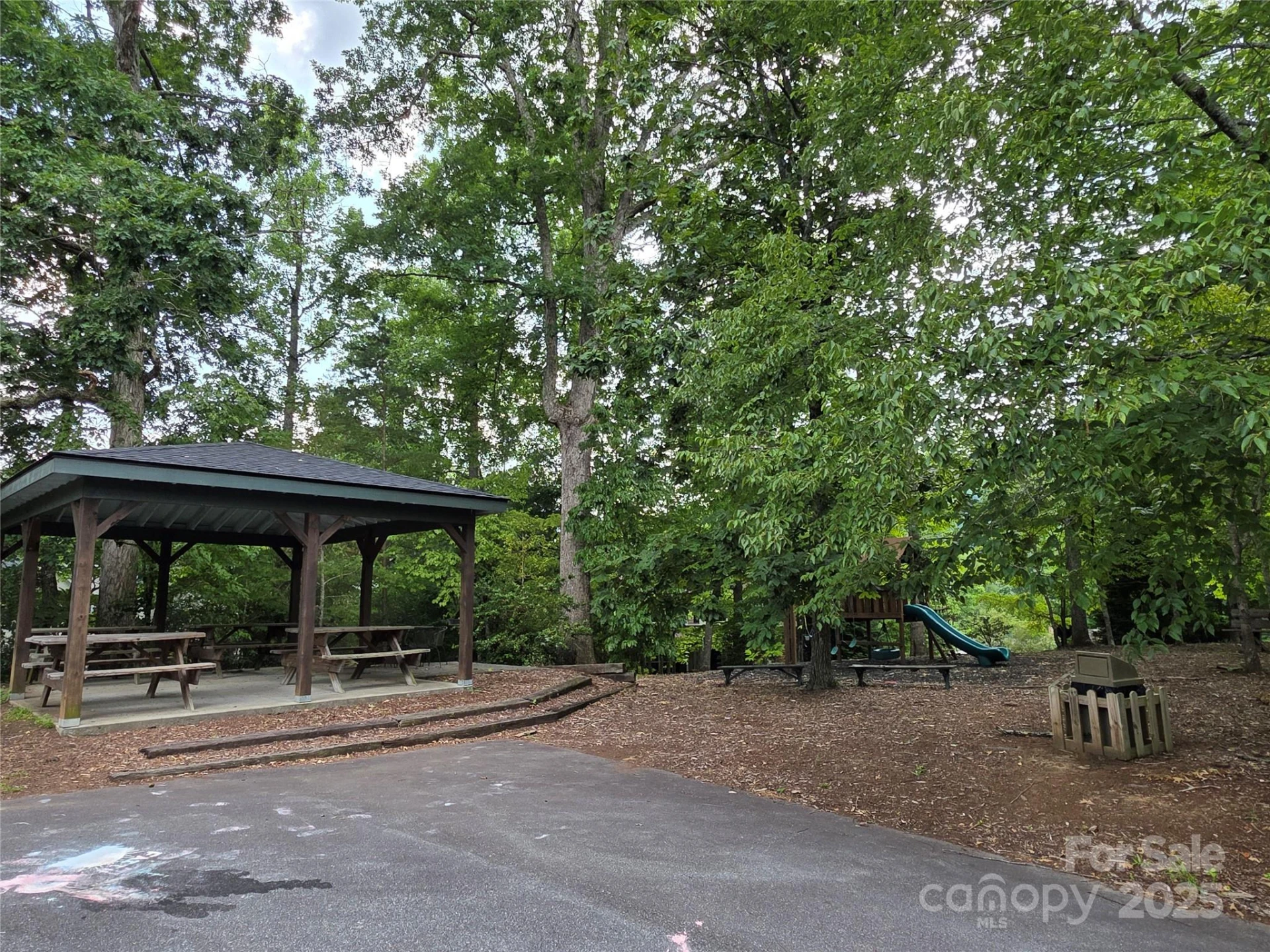 801399 Ivy Road #216 - Photo 23