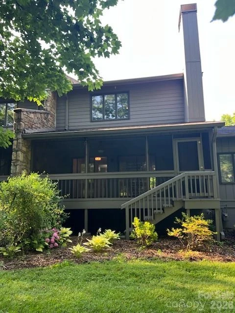 609 Crowfields Lane
