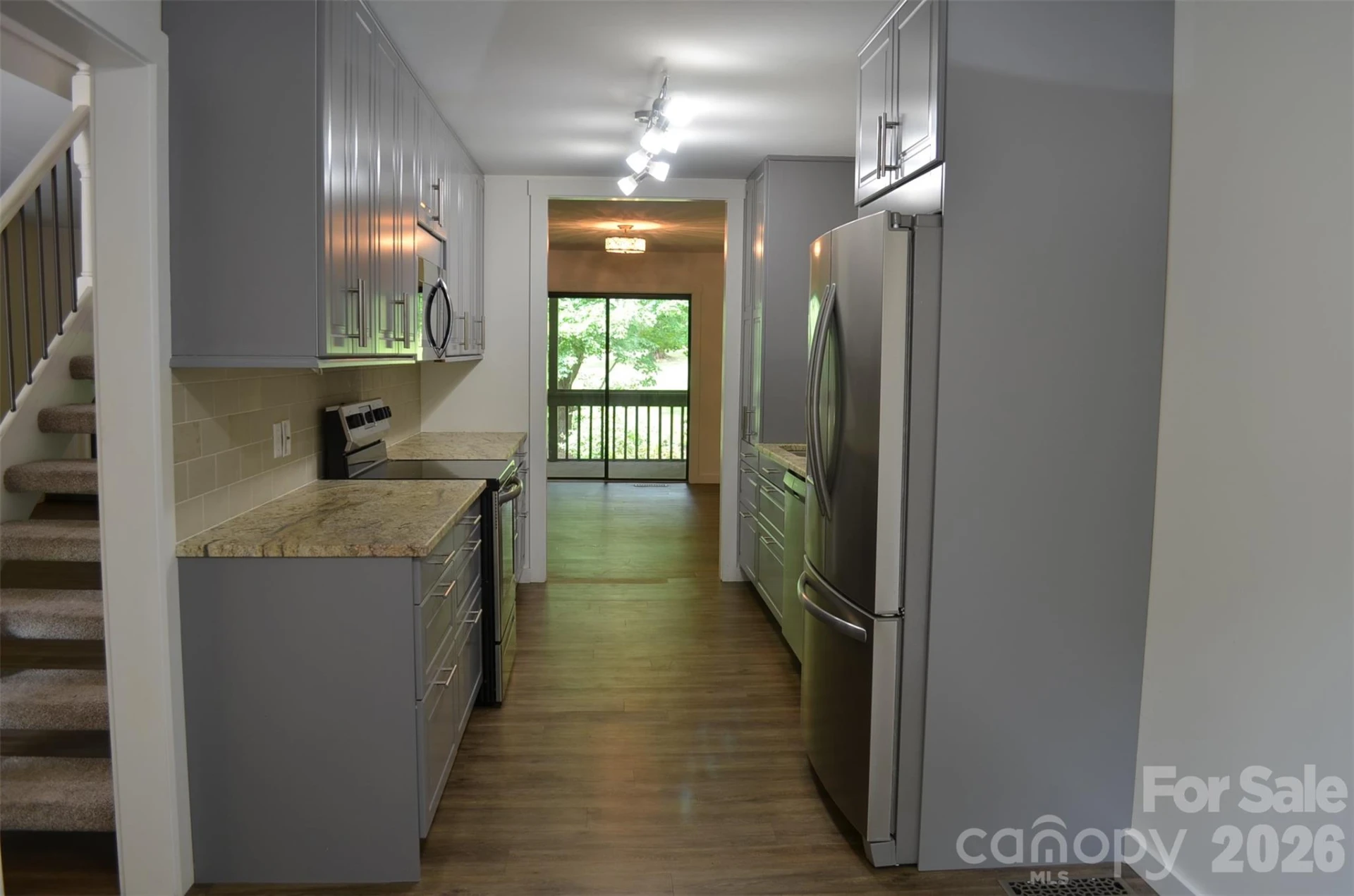 609 Crowfields Lane - Photo 6