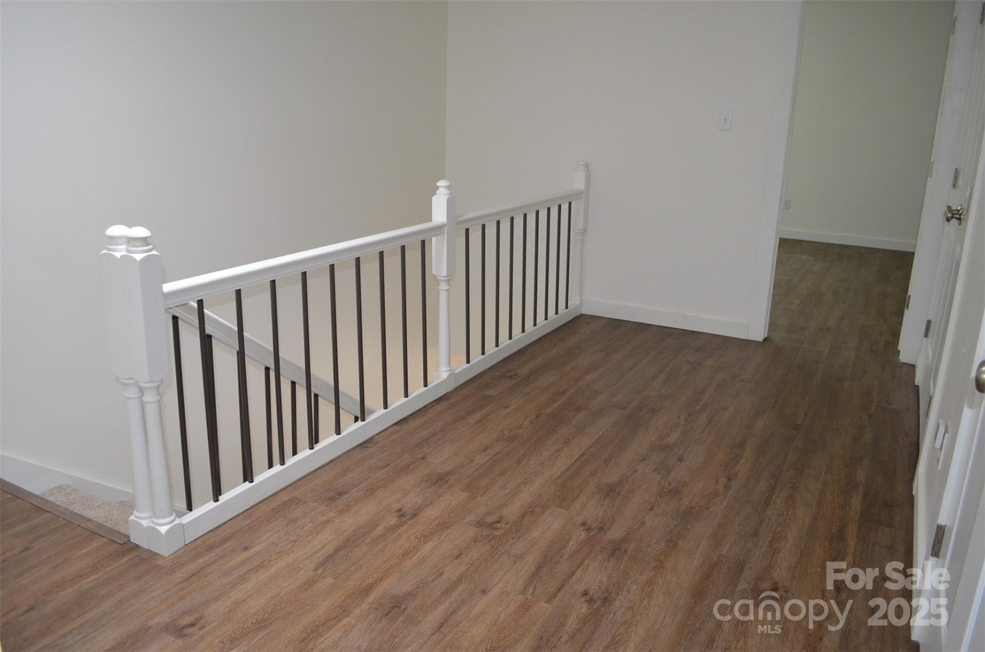 609 Crowfields Lane - Photo 23