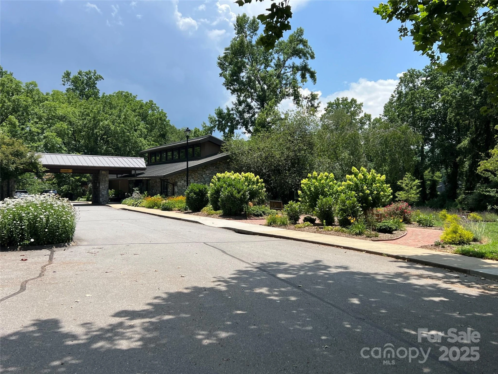 609 Crowfields Lane - Photo 61
