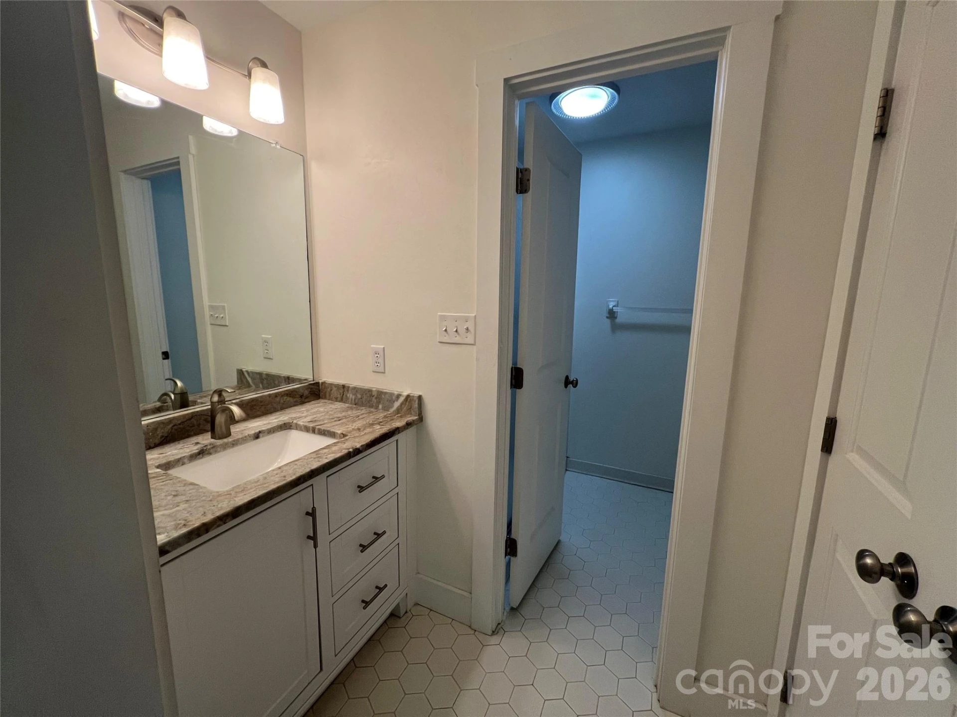 609 Crowfields Lane - Photo 21