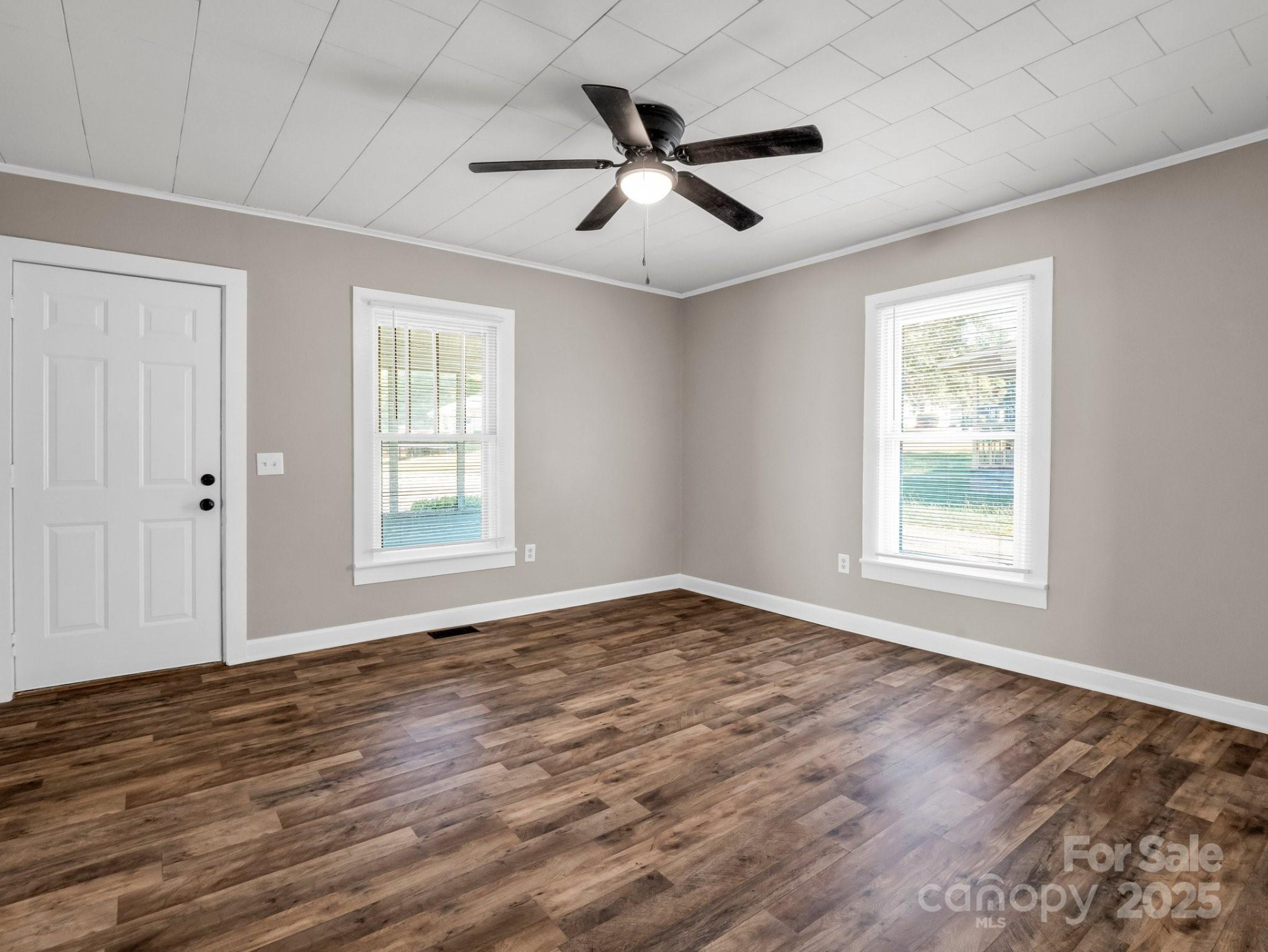 149 Wisconsin Street - Photo 5