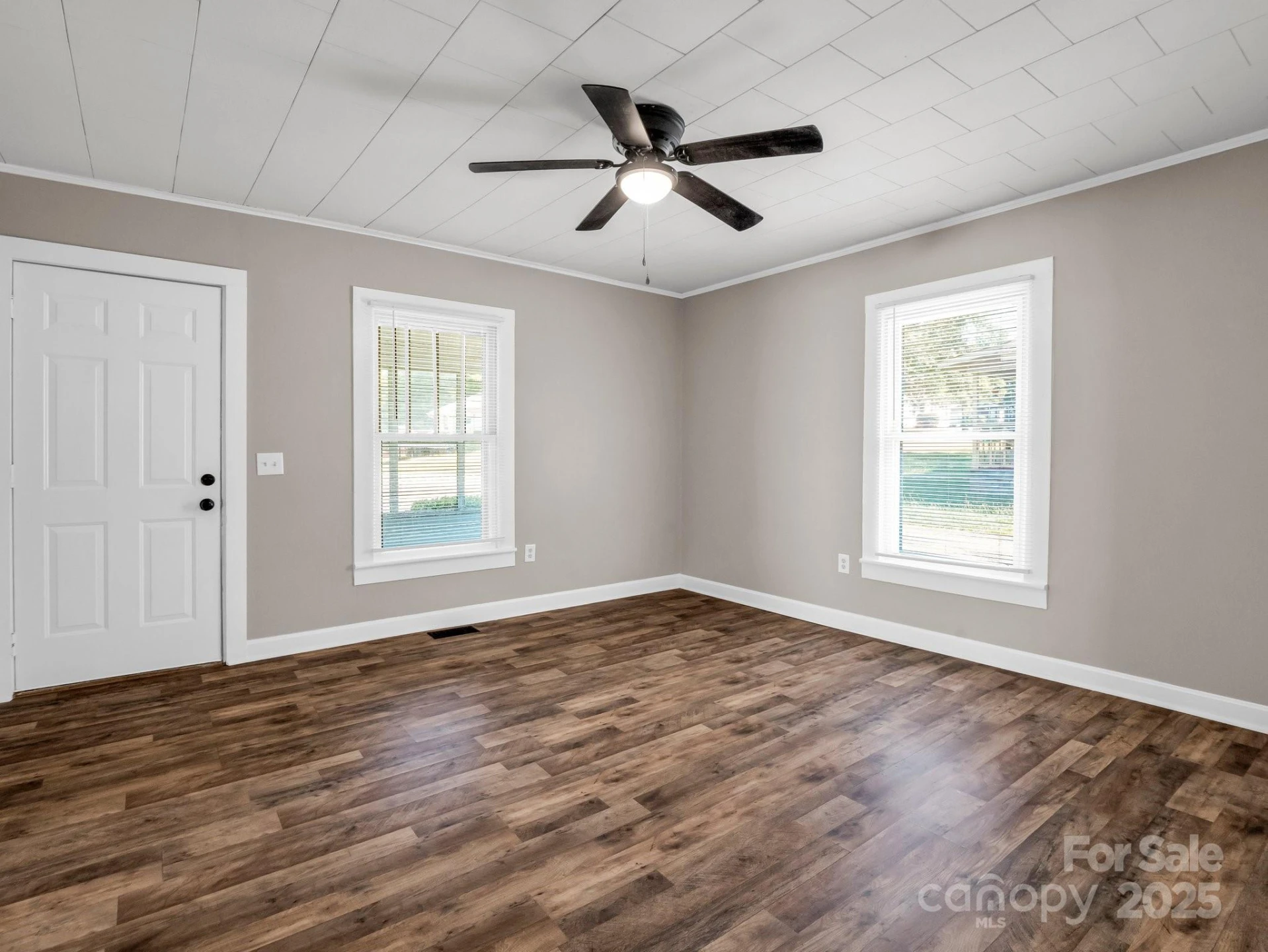 149 Wisconsin Street - Photo 5