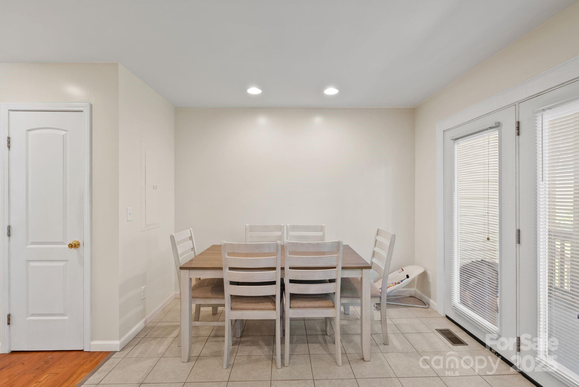 212 & 214 Portmanvilla Road - Photo 22