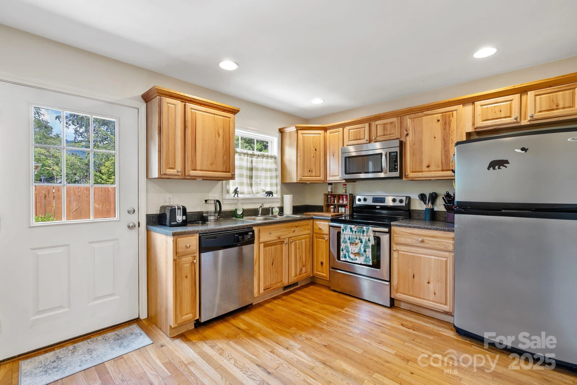 212 & 214 Portmanvilla Road - Photo 37