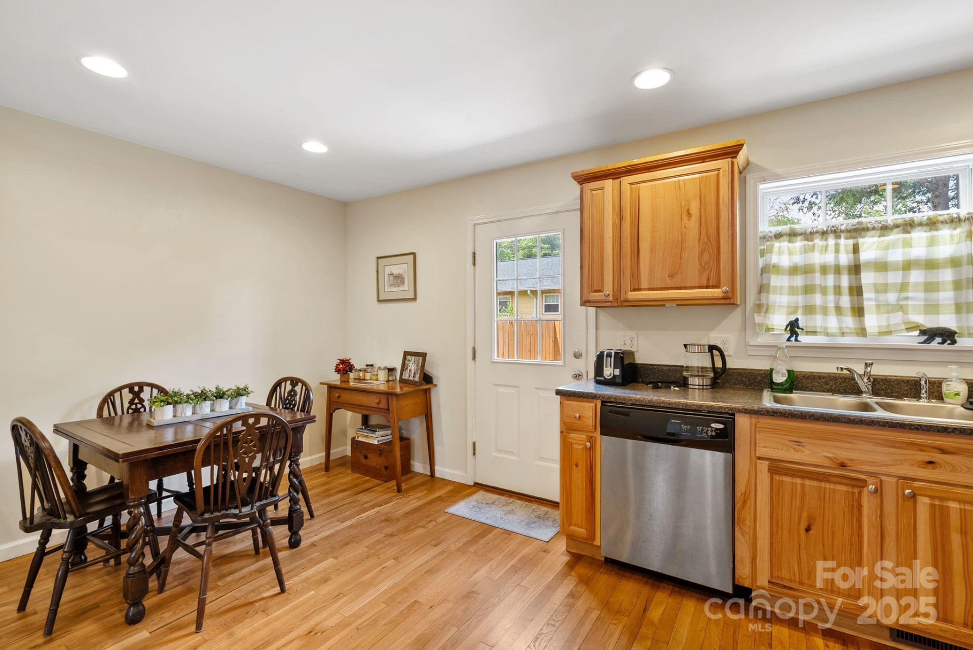 212 & 214 Portmanvilla Road - Photo 38